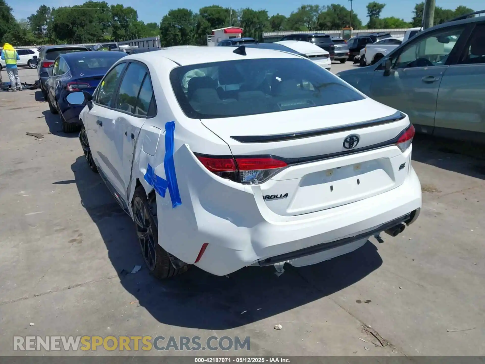 3 Фотография поврежденного автомобиля 5YFS4MCE6MP067578 TOYOTA COROLLA 2021