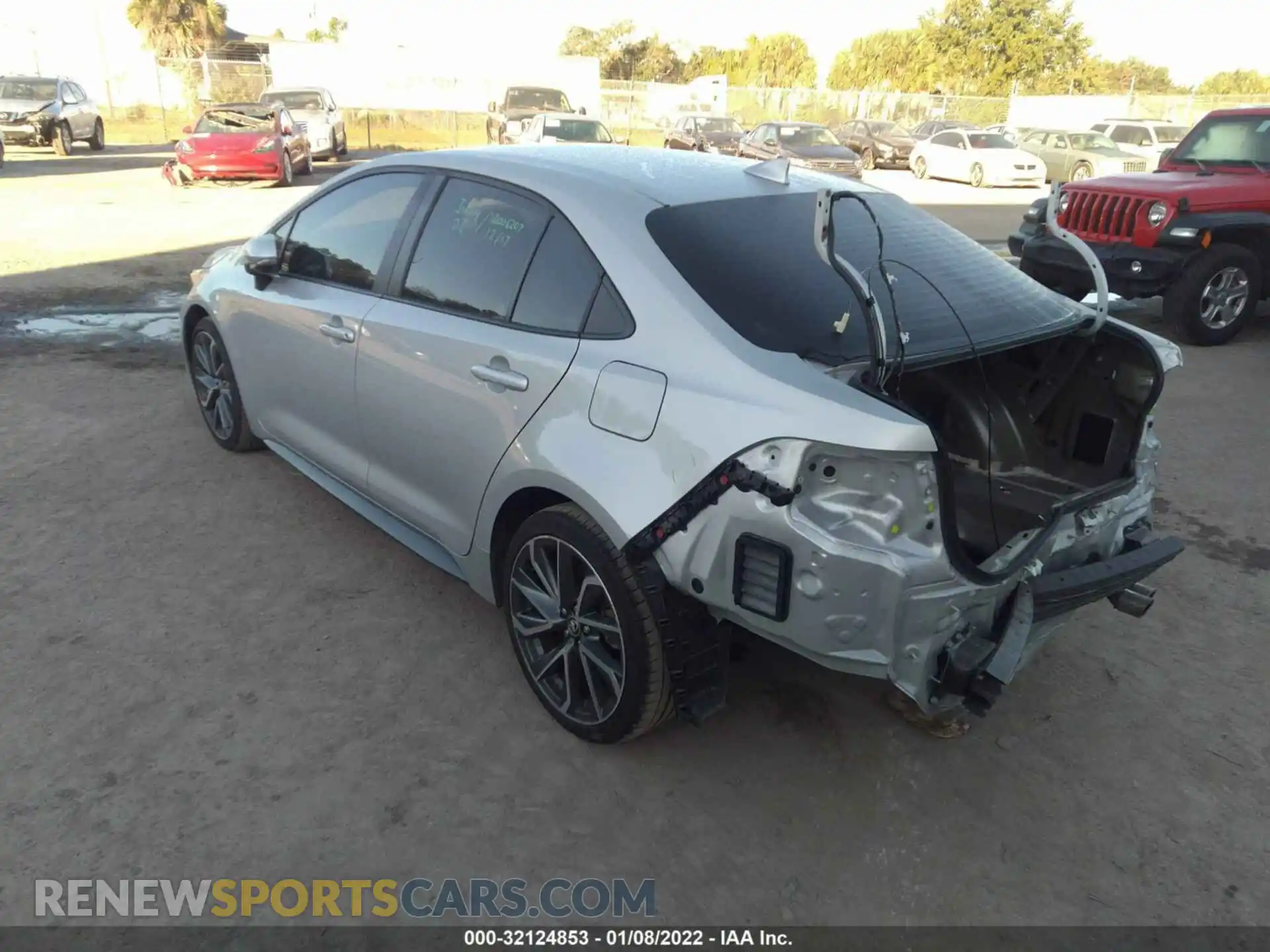 3 Photograph of a damaged car 5YFS4MCE7MP058131 TOYOTA COROLLA 2021