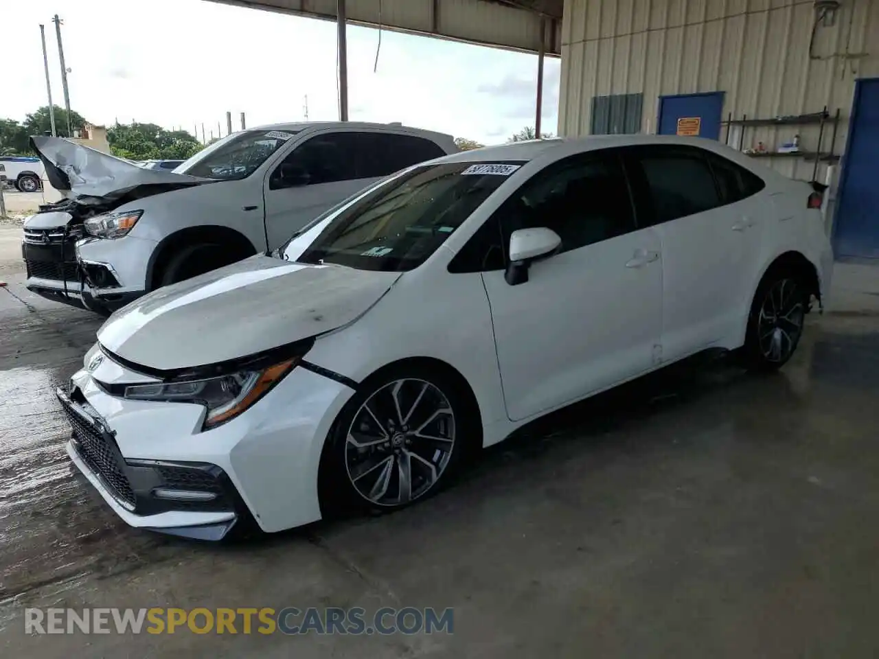 1 Photograph of a damaged car 5YFS4MCE7MP063846 TOYOTA COROLLA 2021