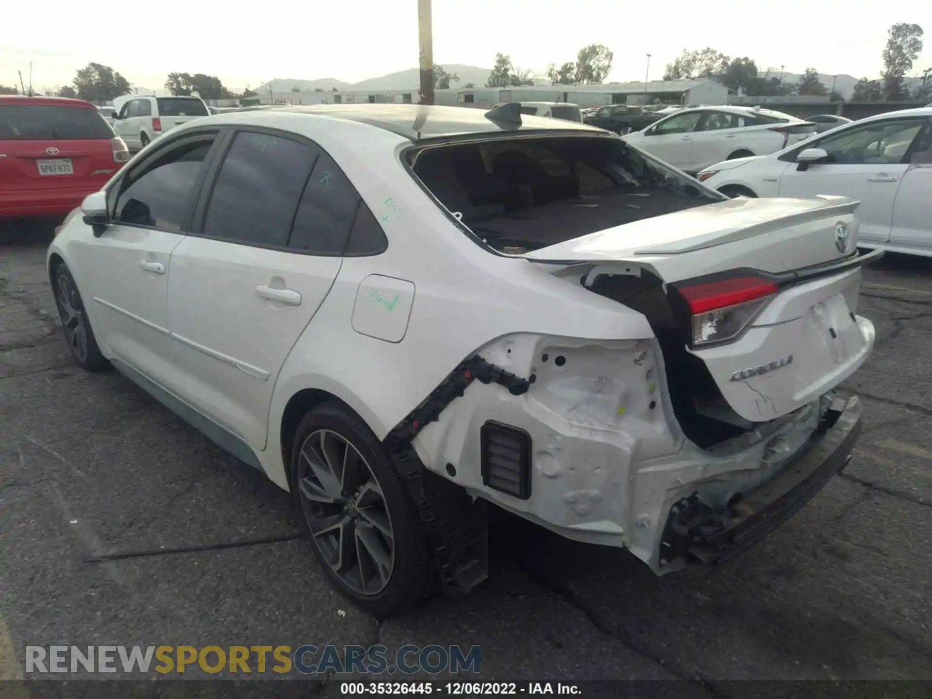 3 Photograph of a damaged car 5YFS4MCE7MP074684 TOYOTA COROLLA 2021