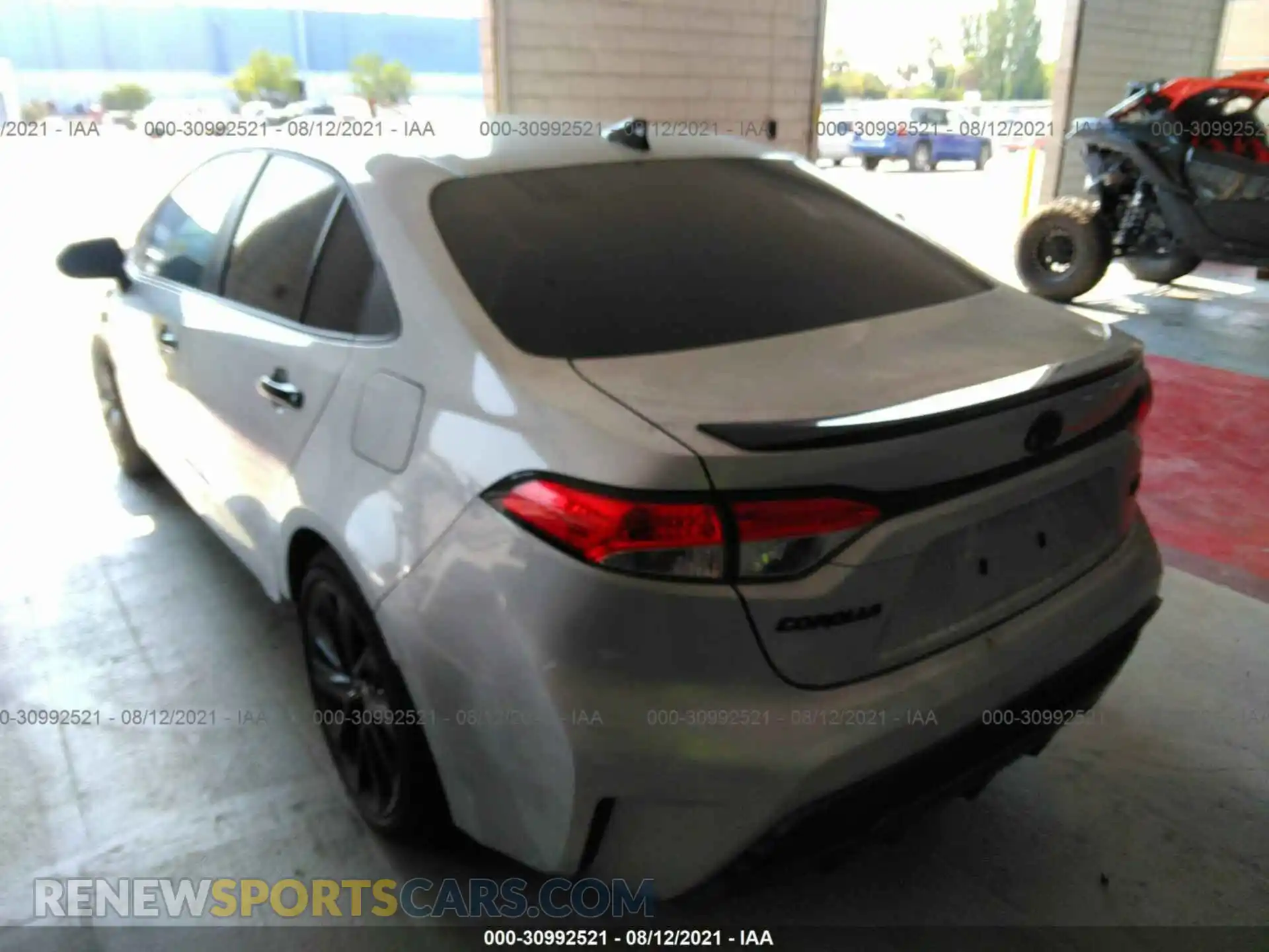 3 Photograph of a damaged car 5YFS4MCE7MP075561 TOYOTA COROLLA 2021