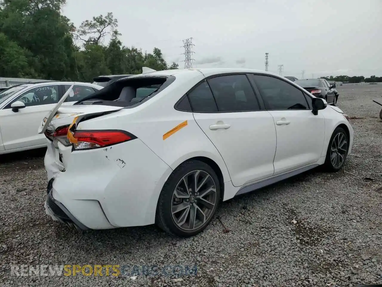 3 Photograph of a damaged car 5YFS4MCE7MP086608 TOYOTA COROLLA 2021