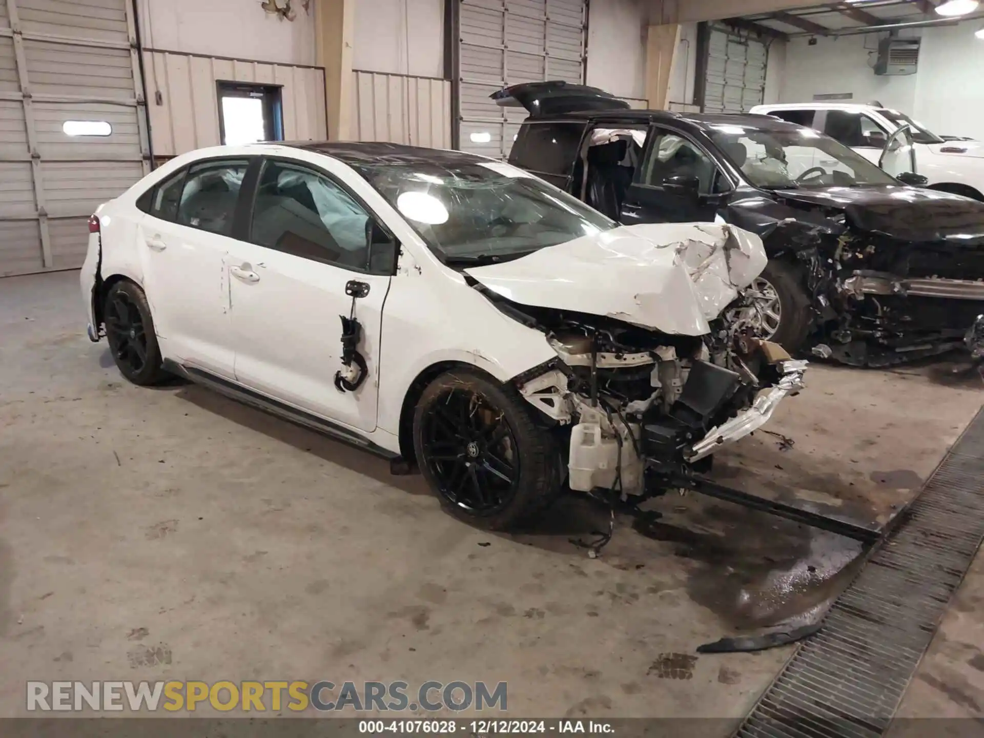 1 Photograph of a damaged car 5YFS4MCE7MP090027 TOYOTA COROLLA 2021