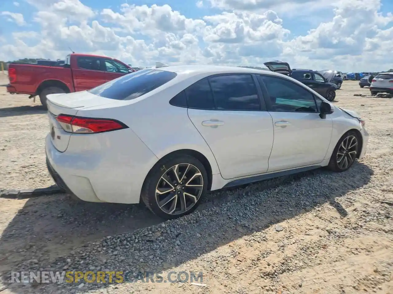 3 Photograph of a damaged car 5YFS4MCE8MP058705 TOYOTA COROLLA 2021