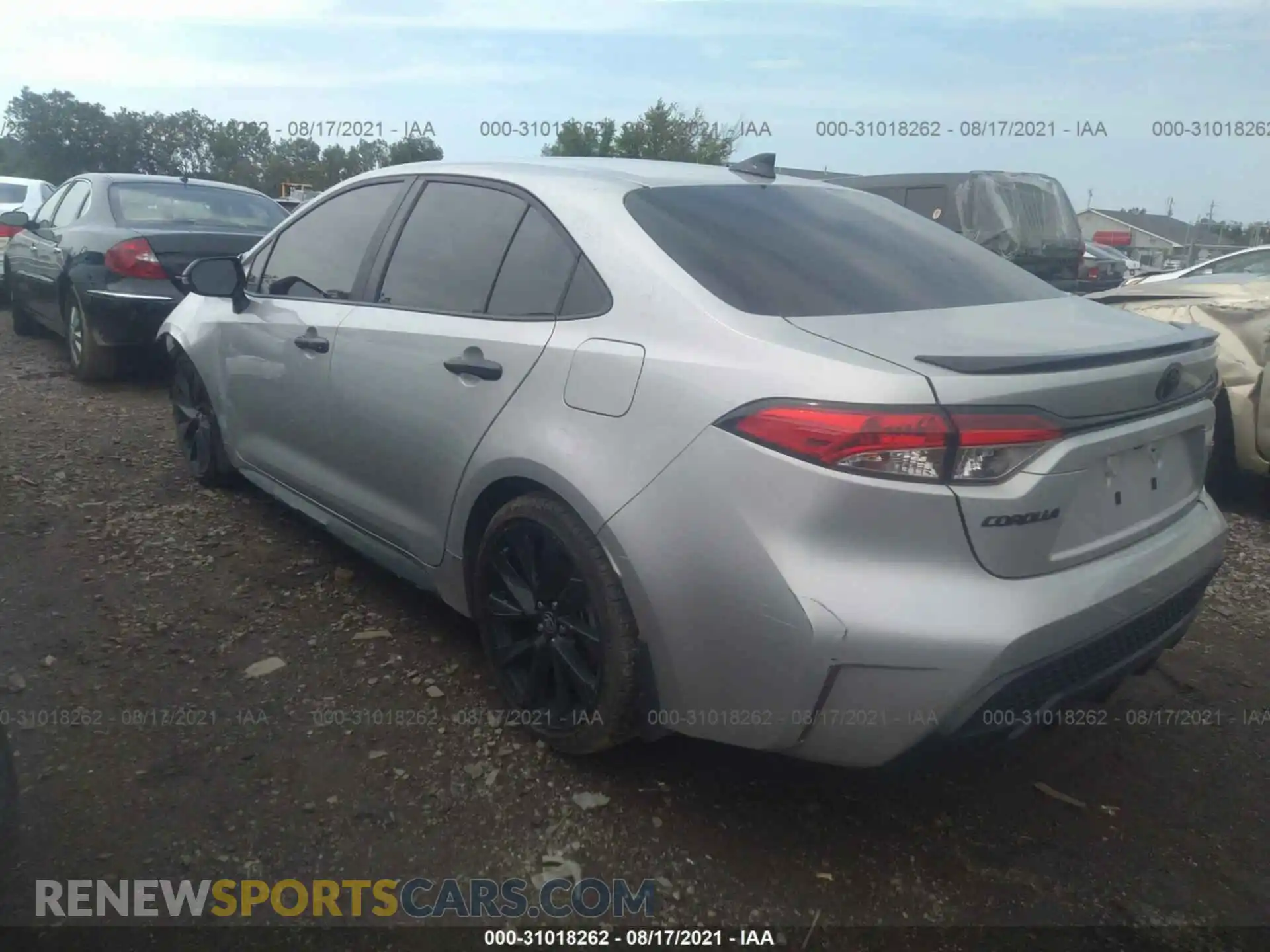 3 fotografías del automóvil dañado 5YFS4MCE8MP067789 TOYOTA COROLLA 2021
