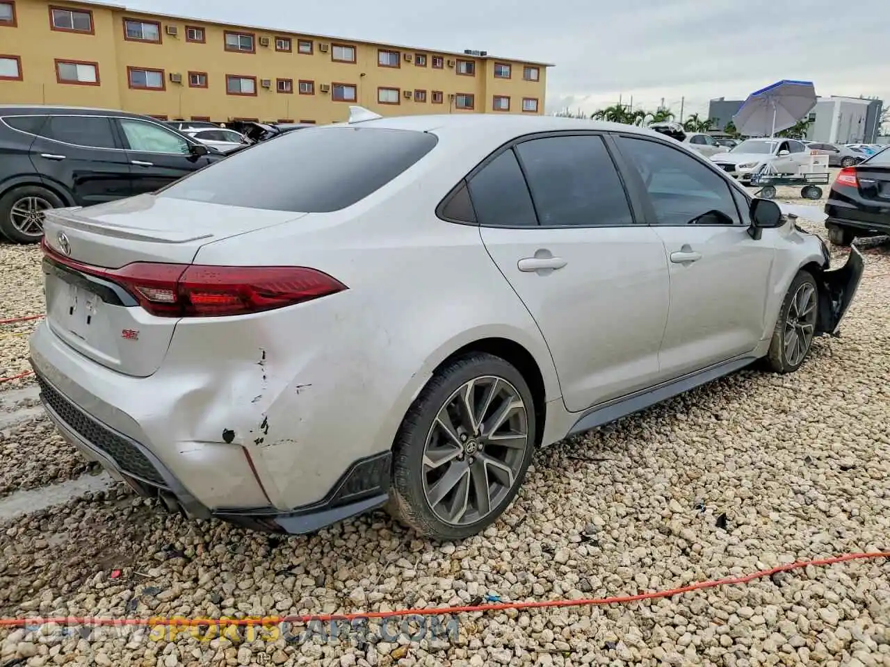 3 Photograph of a damaged car 5YFS4MCE8MP081420 TOYOTA COROLLA 2021
