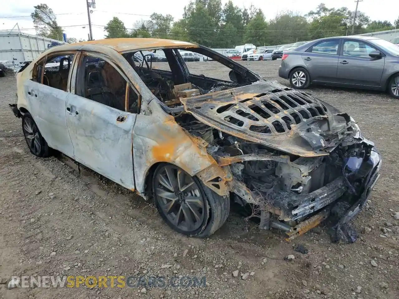 1 Photograph of a damaged car 5YFS4MCE8MP093535 TOYOTA COROLLA 2021