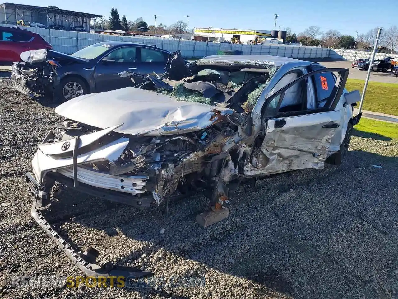 1 Photograph of a damaged car 5YFS4MCE9MP065789 TOYOTA COROLLA 2021