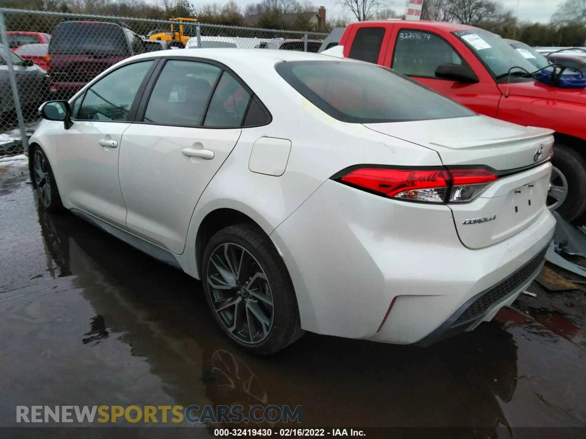 3 Photograph of a damaged car 5YFS4MCEXMP063744 TOYOTA COROLLA 2021