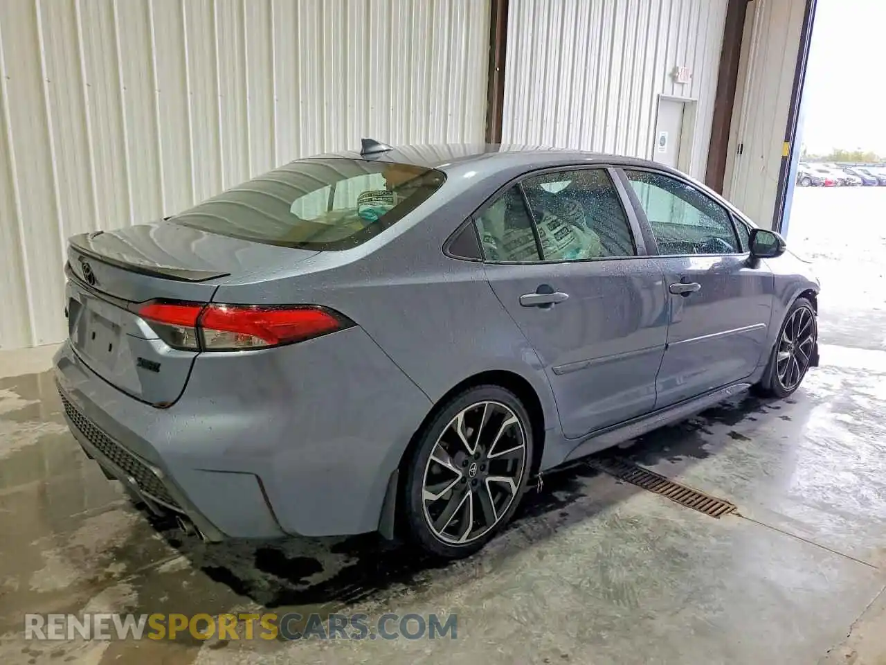3 Photograph of a damaged car 5YFT4MCE1MP067931 TOYOTA COROLLA 2021