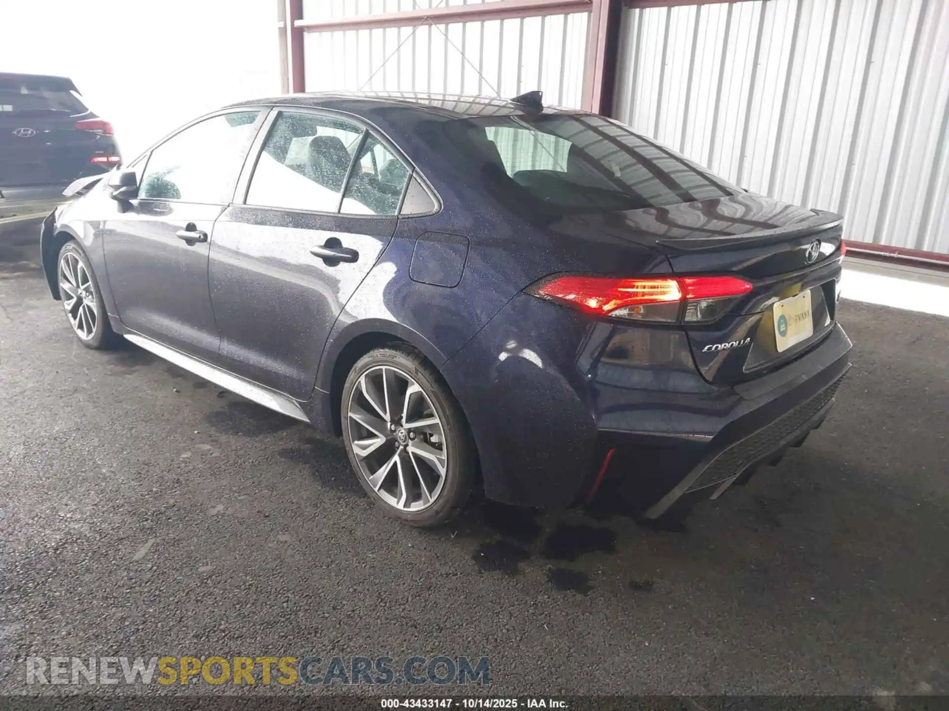 3 Photograph of a damaged car 5YFT4MCE4MP091656 TOYOTA COROLLA 2021
