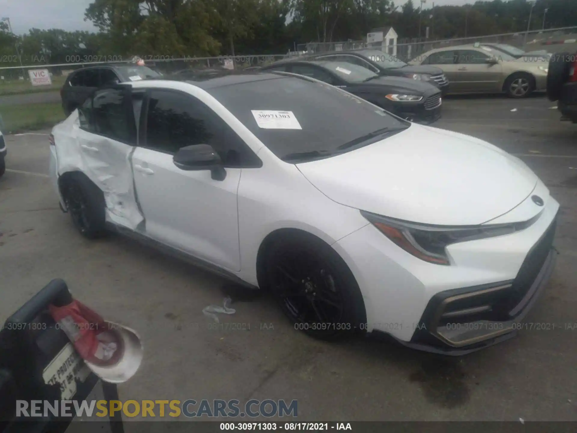 1 Photograph of a damaged car 5YFT4MCE6MP085857 TOYOTA COROLLA 2021