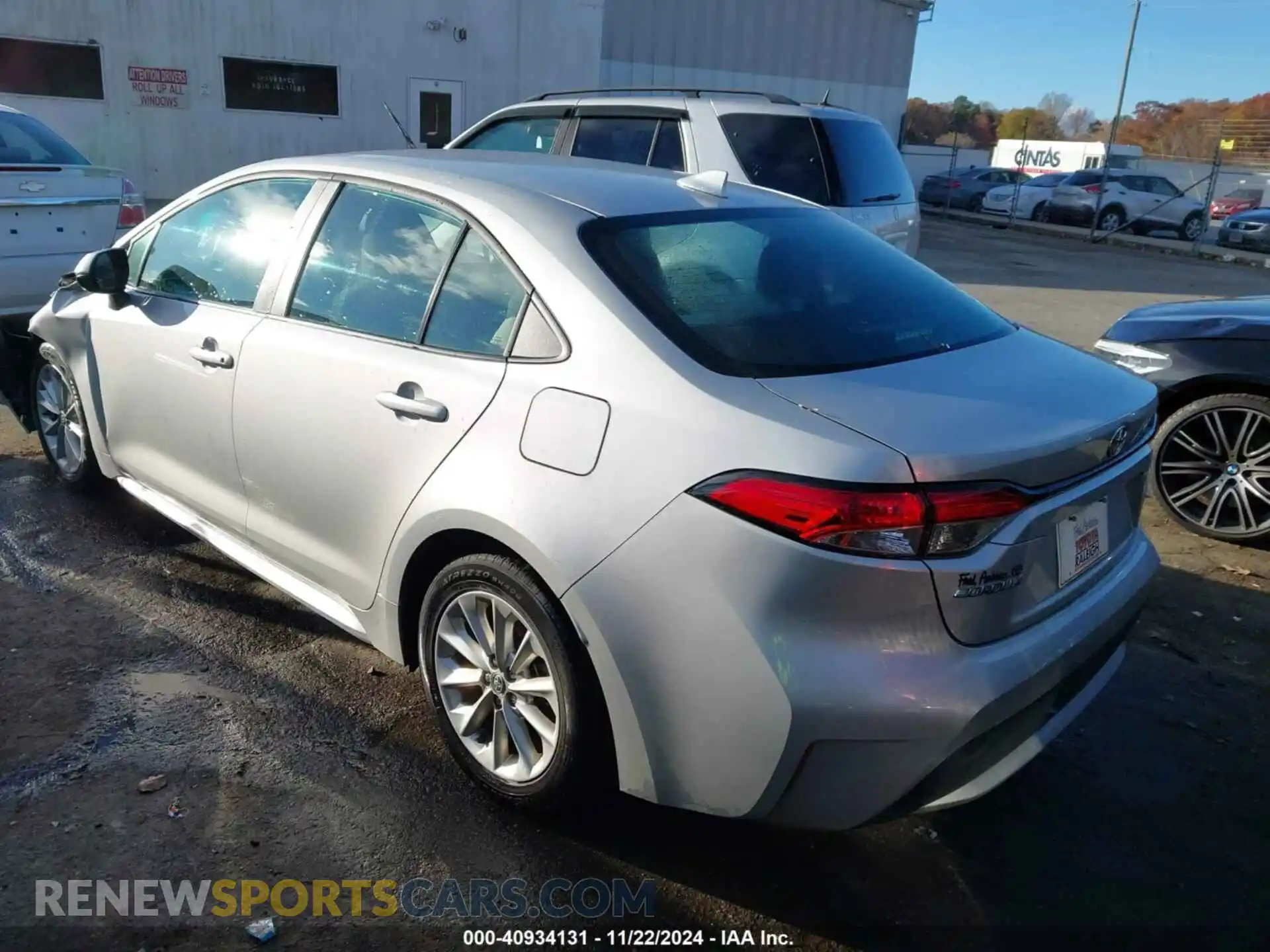 3 Photograph of a damaged car 5YFVPMAE6MP264452 TOYOTA COROLLA 2021