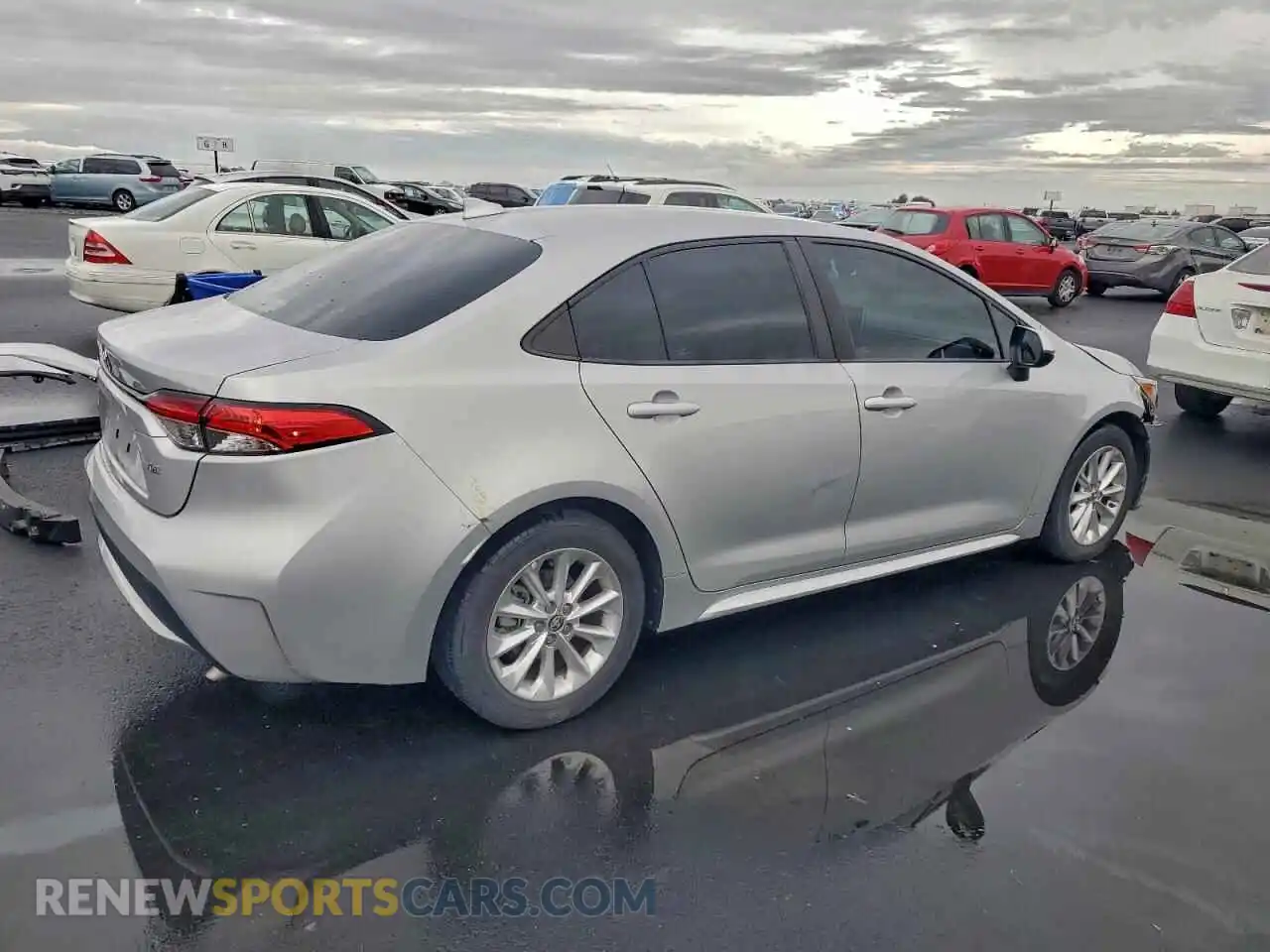 3 Photograph of a damaged car 5YFVPMAE8MP238676 TOYOTA COROLLA 2021