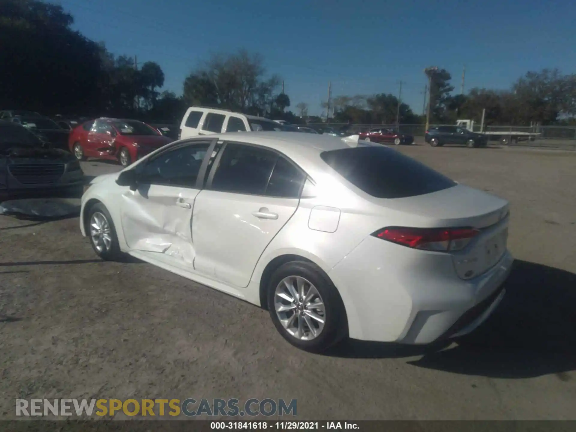 3 Photograph of a damaged car 5YFVPMAE9MP174177 TOYOTA COROLLA 2021