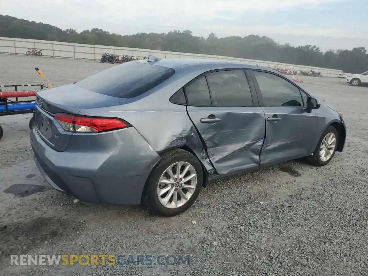 3 Photograph of a damaged car 5YFVPMAE9MP270505 TOYOTA COROLLA 2021