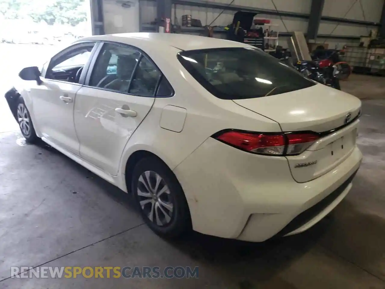 2 Photograph of a damaged car JTDEAMDE1MJ009161 TOYOTA COROLLA 2021