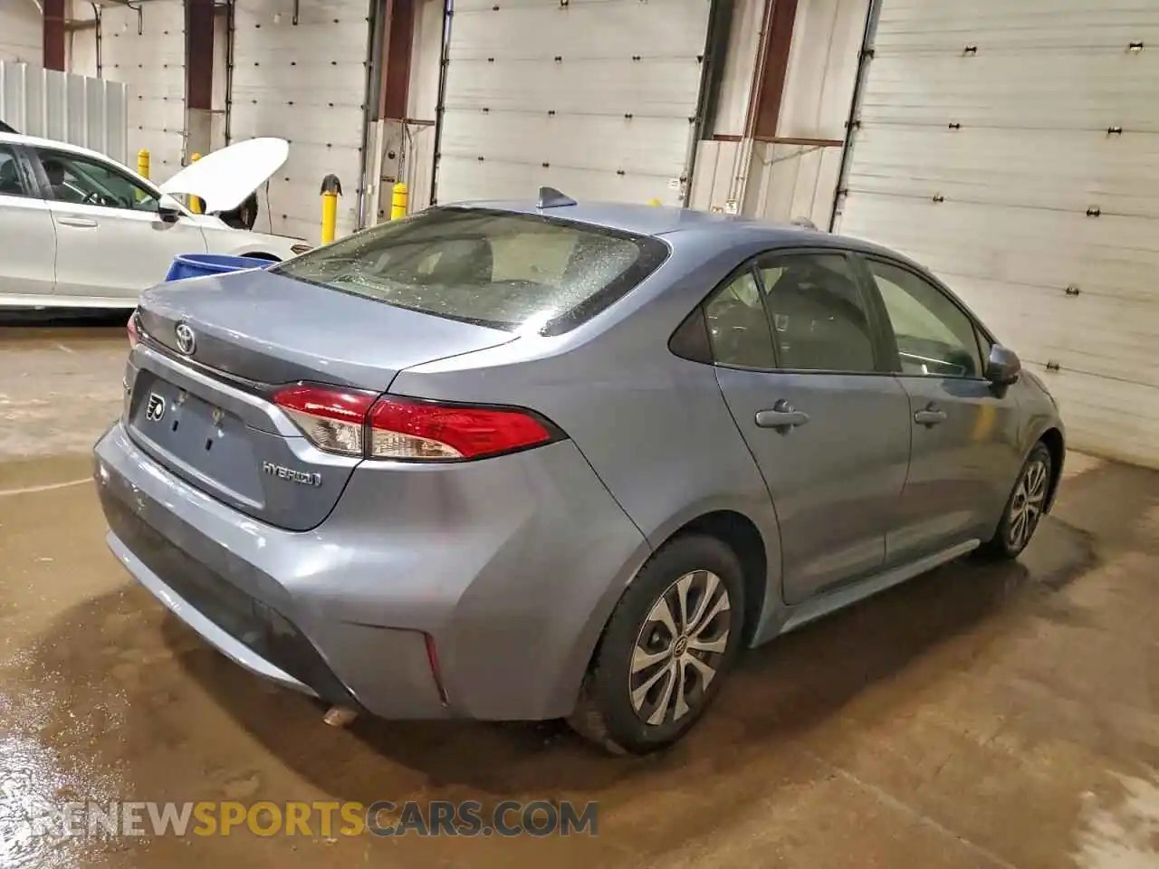 3 Photograph of a damaged car JTDEAMDE1MJ017907 TOYOTA COROLLA 2021