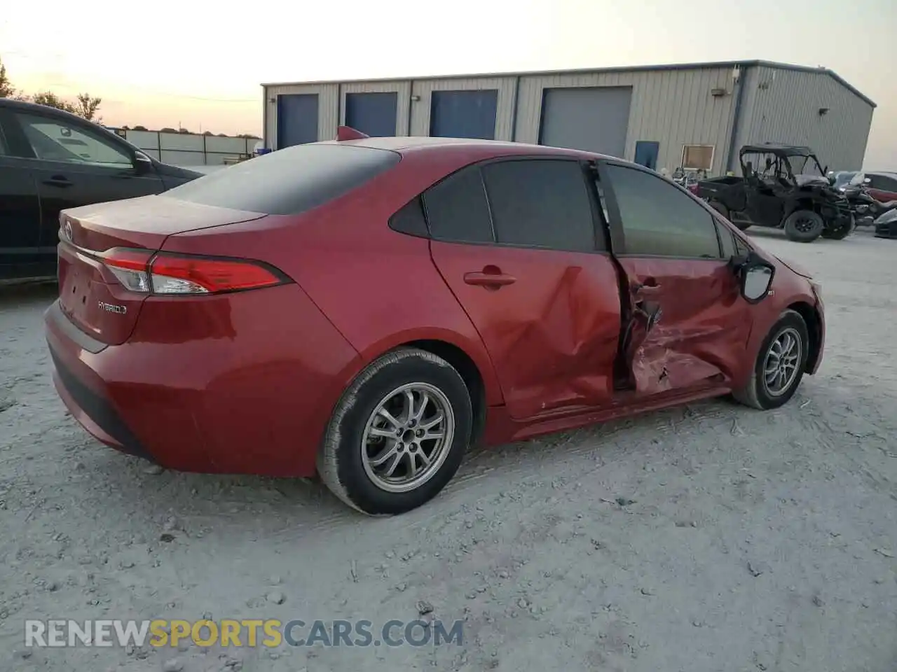 3 Photograph of a damaged car JTDEAMDE2MJ005409 TOYOTA COROLLA 2021