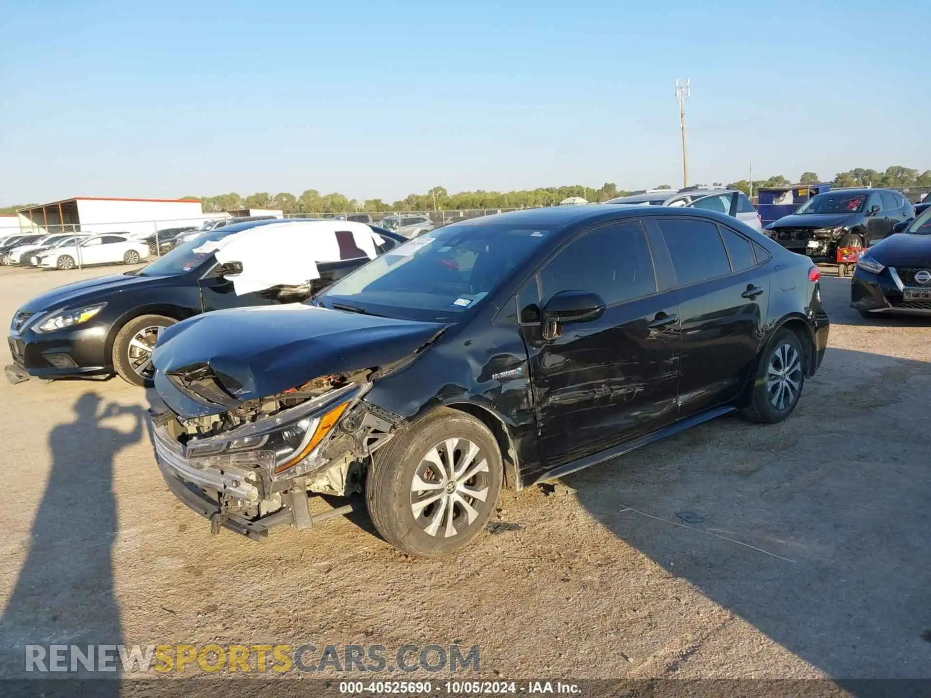 2 fotografías del automóvil dañado JTDEAMDE2MJ005541 TOYOTA COROLLA 2021