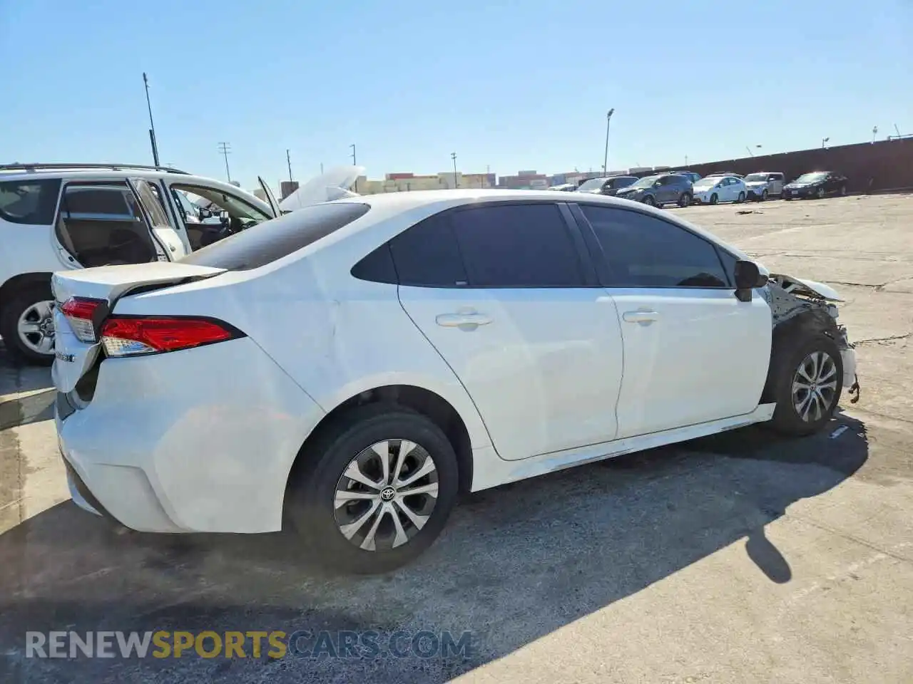 3 Photograph of a damaged car JTDEAMDE2MJ008875 TOYOTA COROLLA 2021