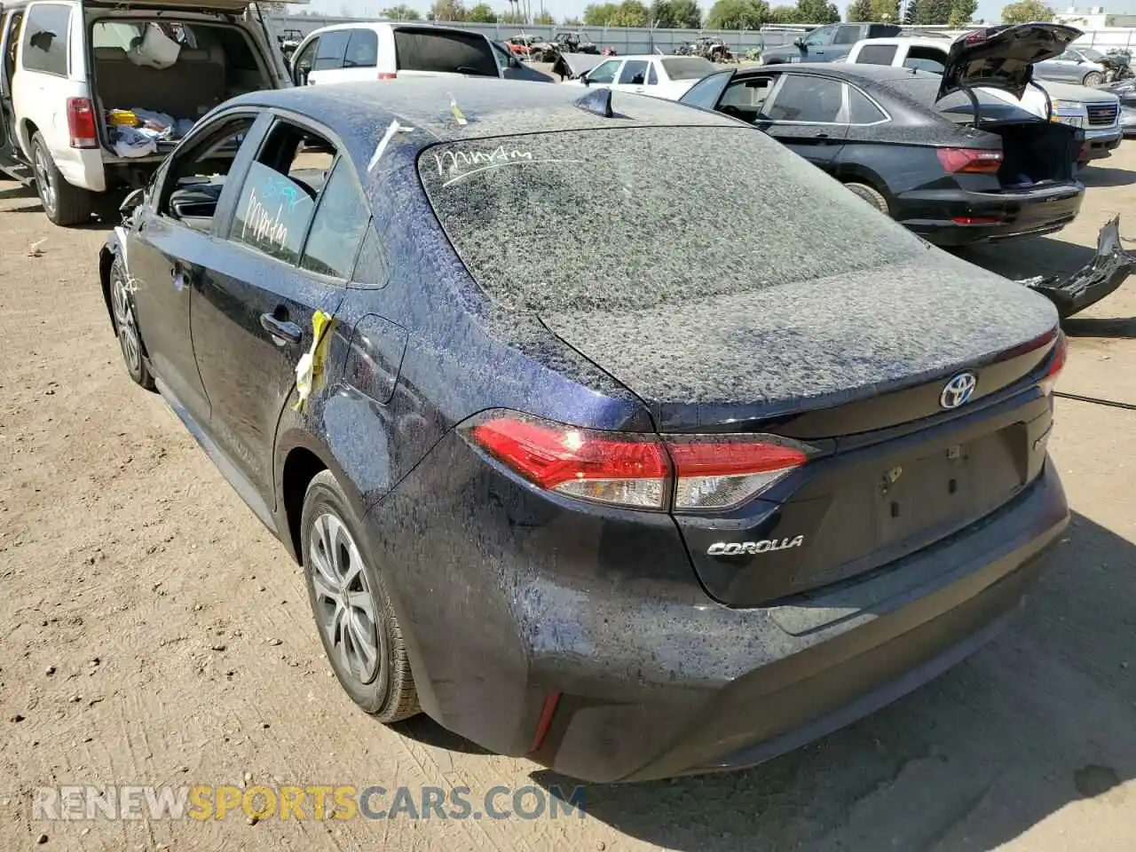 3 Photograph of a damaged car JTDEAMDE2MJ015289 TOYOTA COROLLA 2021