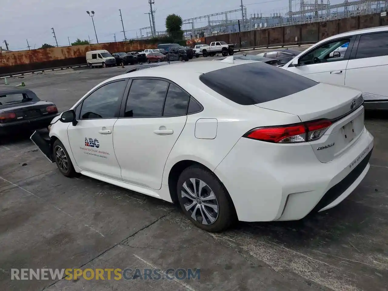 2 Photograph of a damaged car JTDEAMDE3MJ020324 TOYOTA COROLLA 2021