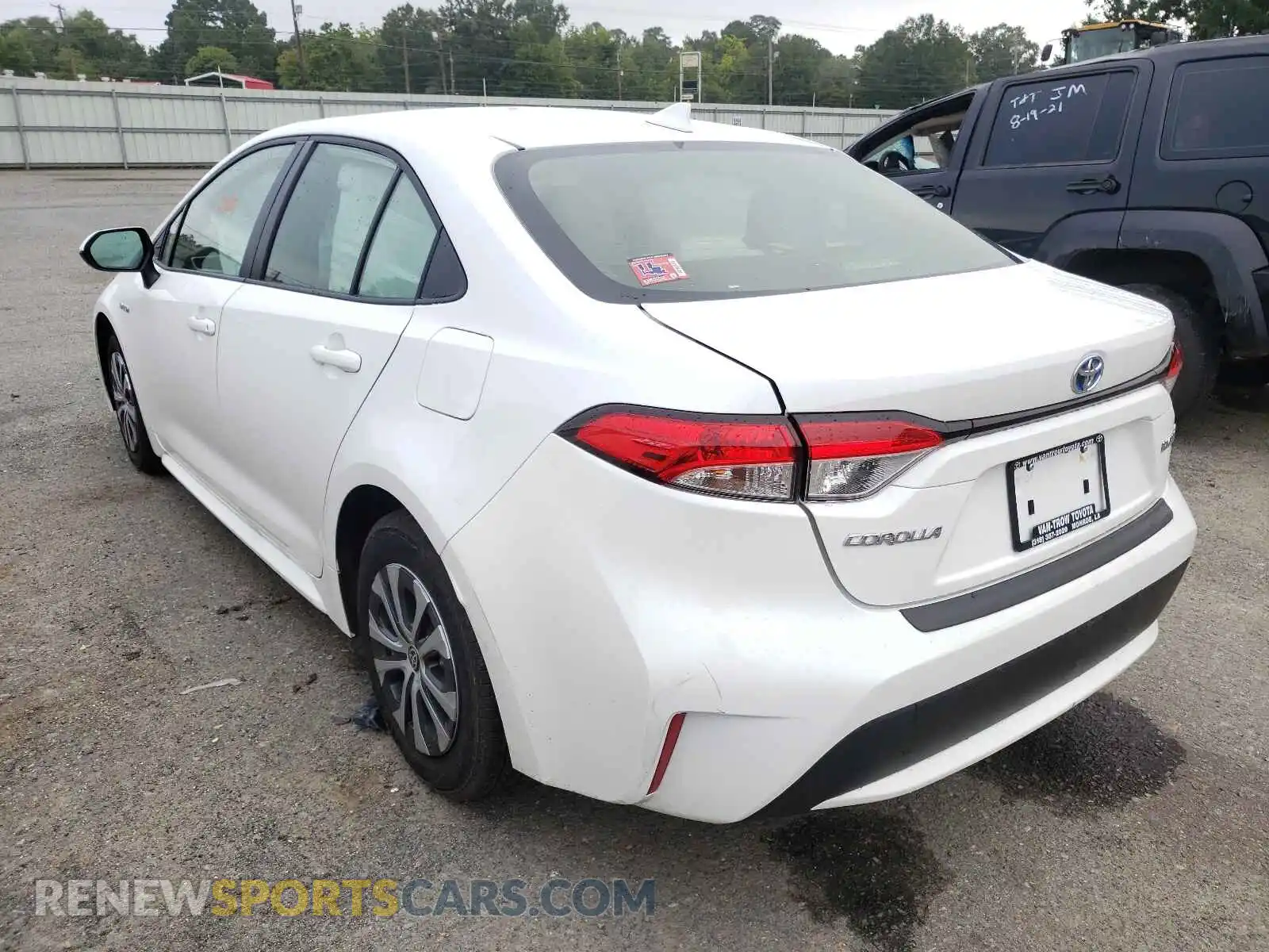 3 fotografías del automóvil dañado JTDEAMDE3MJ030951 TOYOTA COROLLA 2021