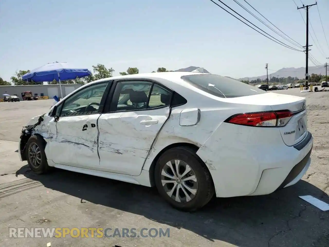 2 Photograph of a damaged car JTDEAMDE3MJ031713 TOYOTA COROLLA 2021