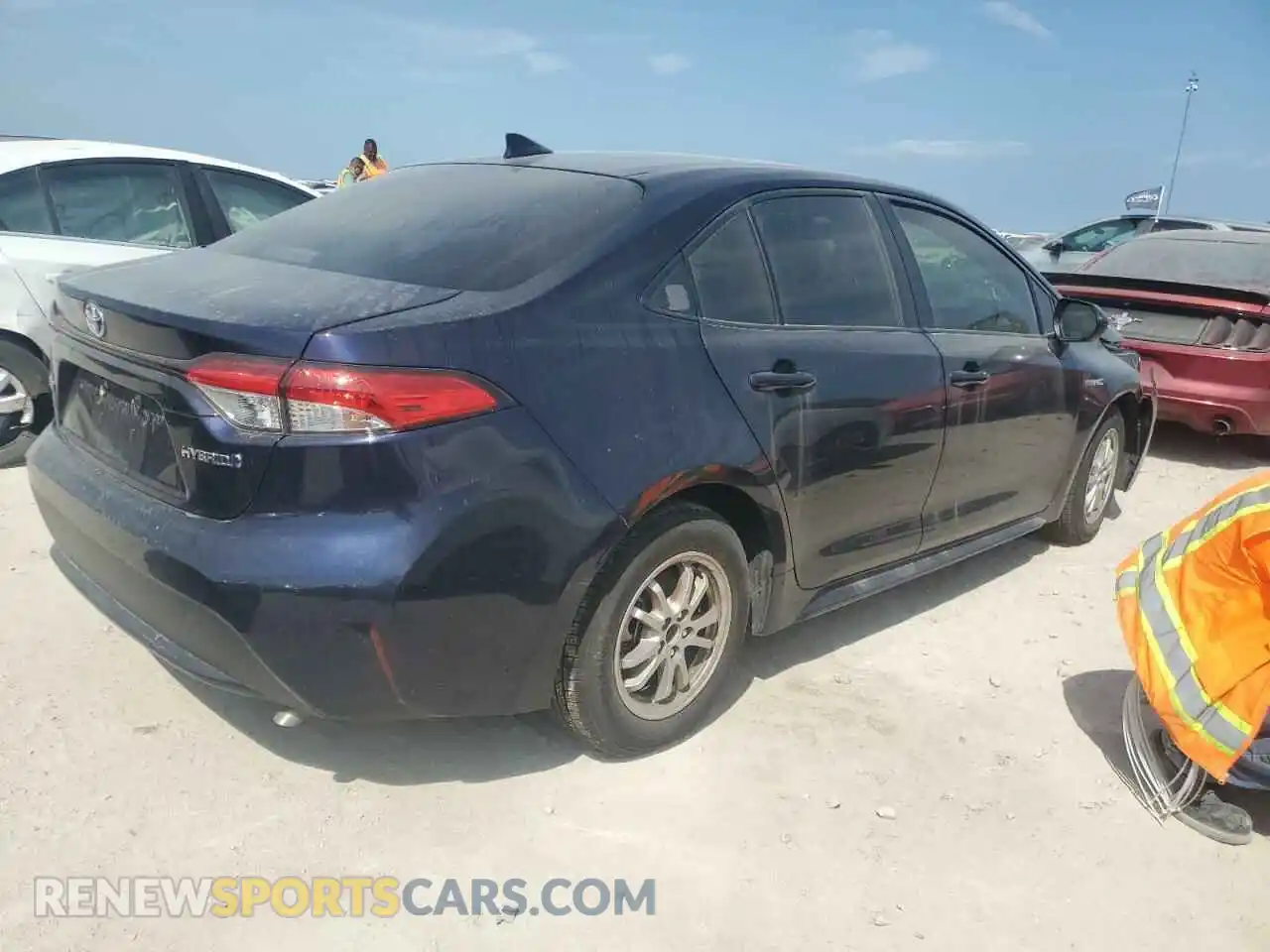 3 Photograph of a damaged car JTDEAMDE4MJ001040 TOYOTA COROLLA 2021