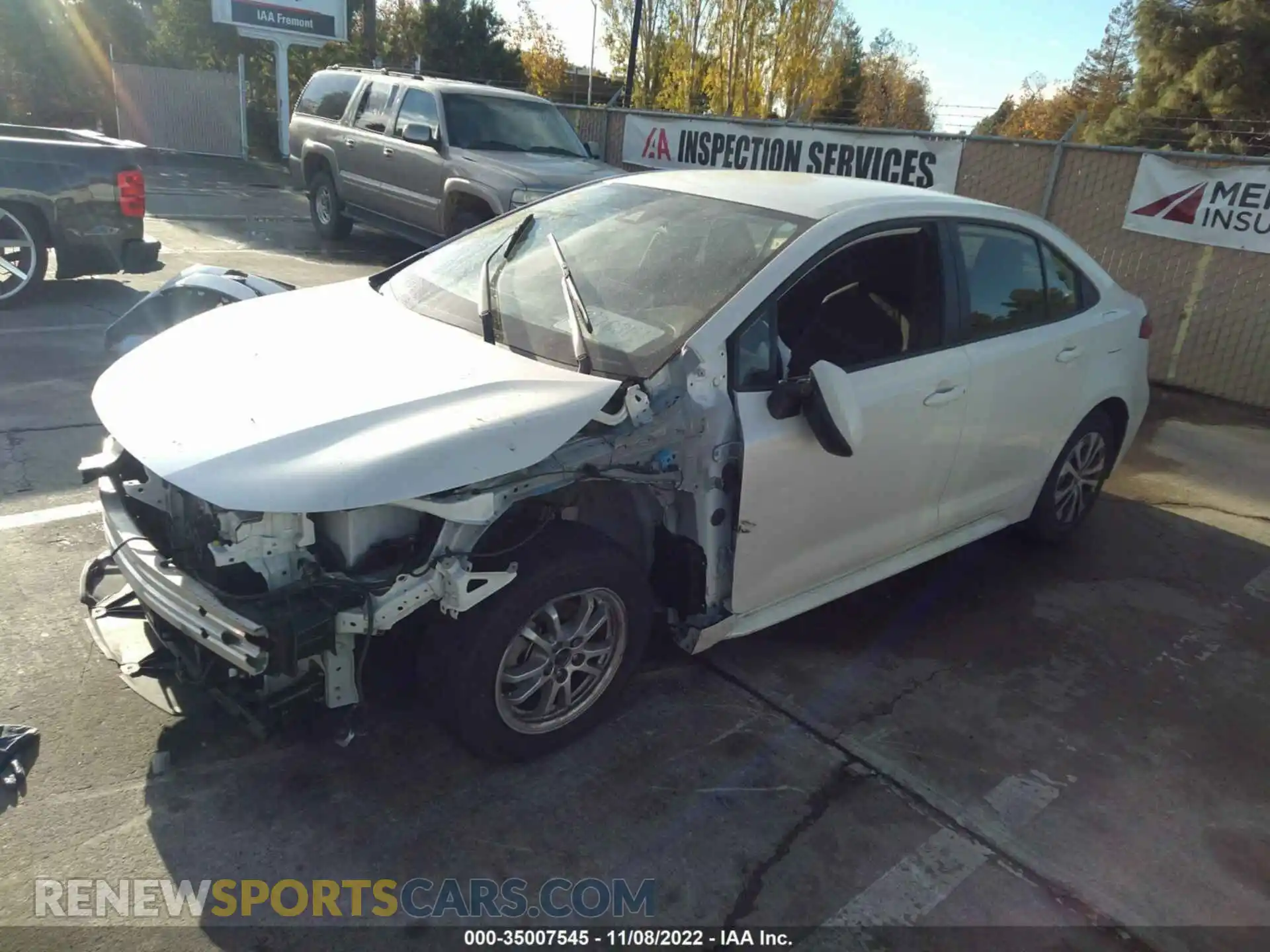2 Photograph of a damaged car JTDEAMDE4MJ012684 TOYOTA COROLLA 2021