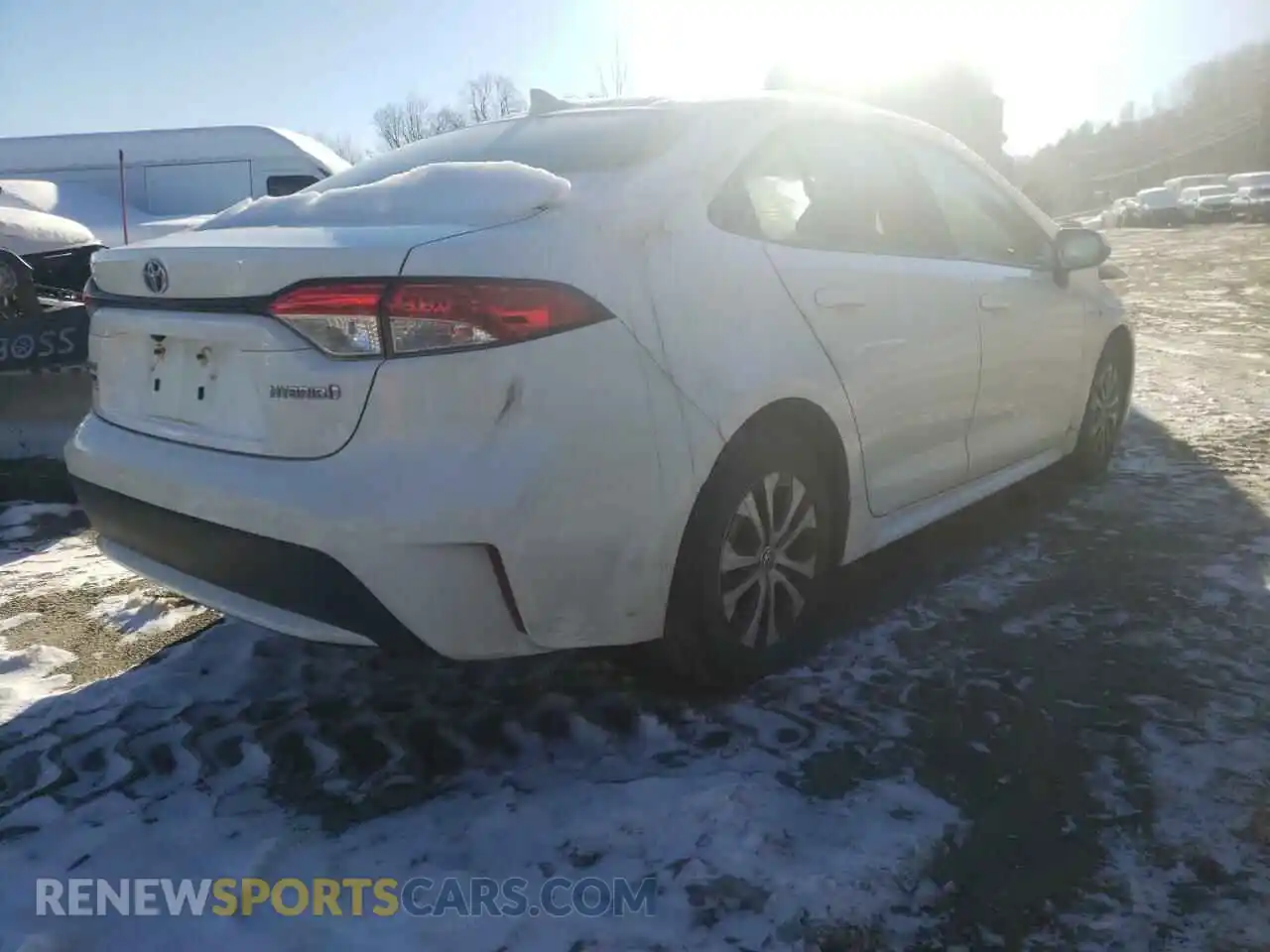 3 Photograph of a damaged car JTDEAMDE4MJ013589 TOYOTA COROLLA 2021