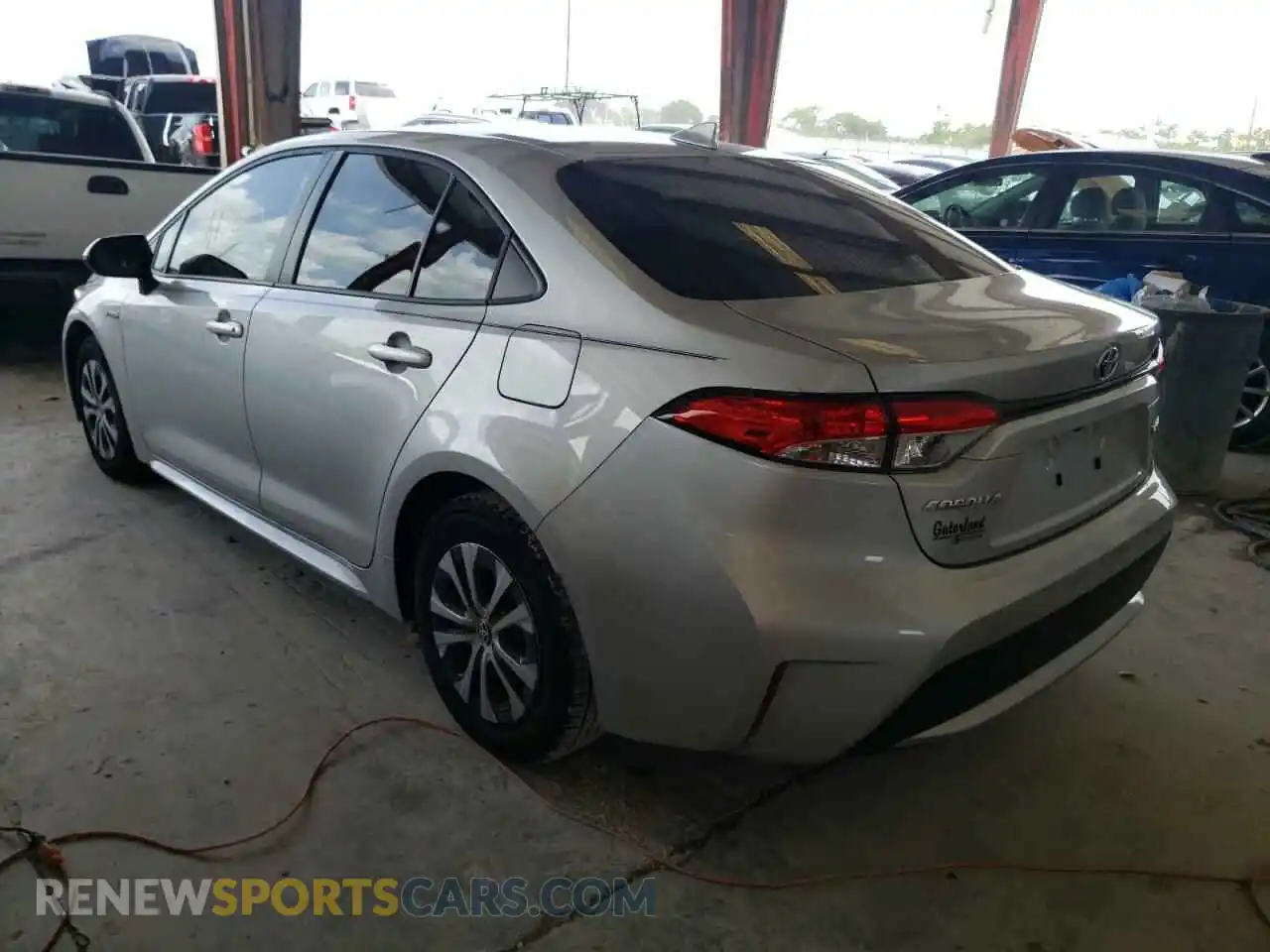 3 Photograph of a damaged car JTDEAMDE4MJ017657 TOYOTA COROLLA 2021