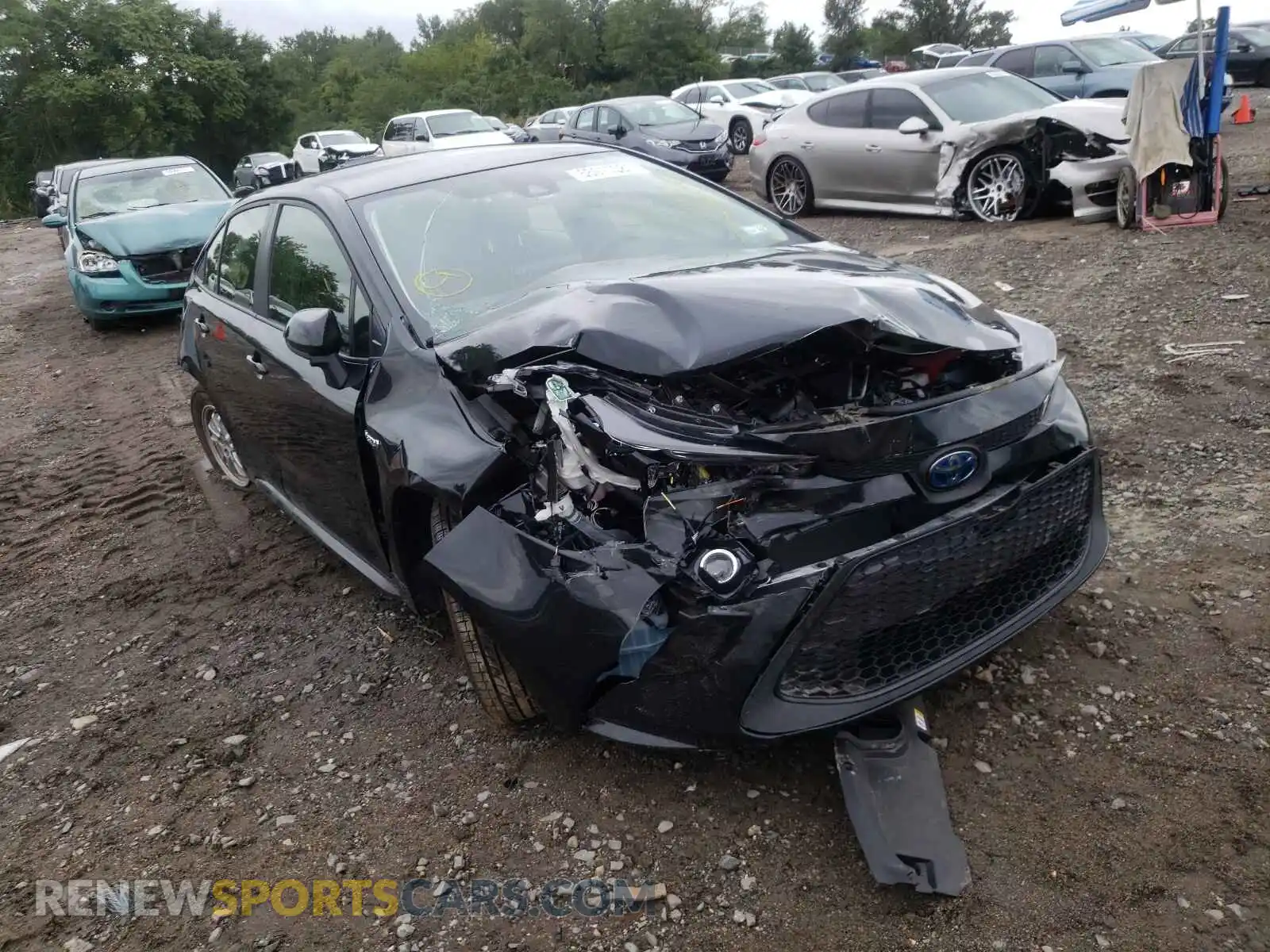 1 Photograph of a damaged car JTDEAMDE5MJ012709 TOYOTA COROLLA 2021