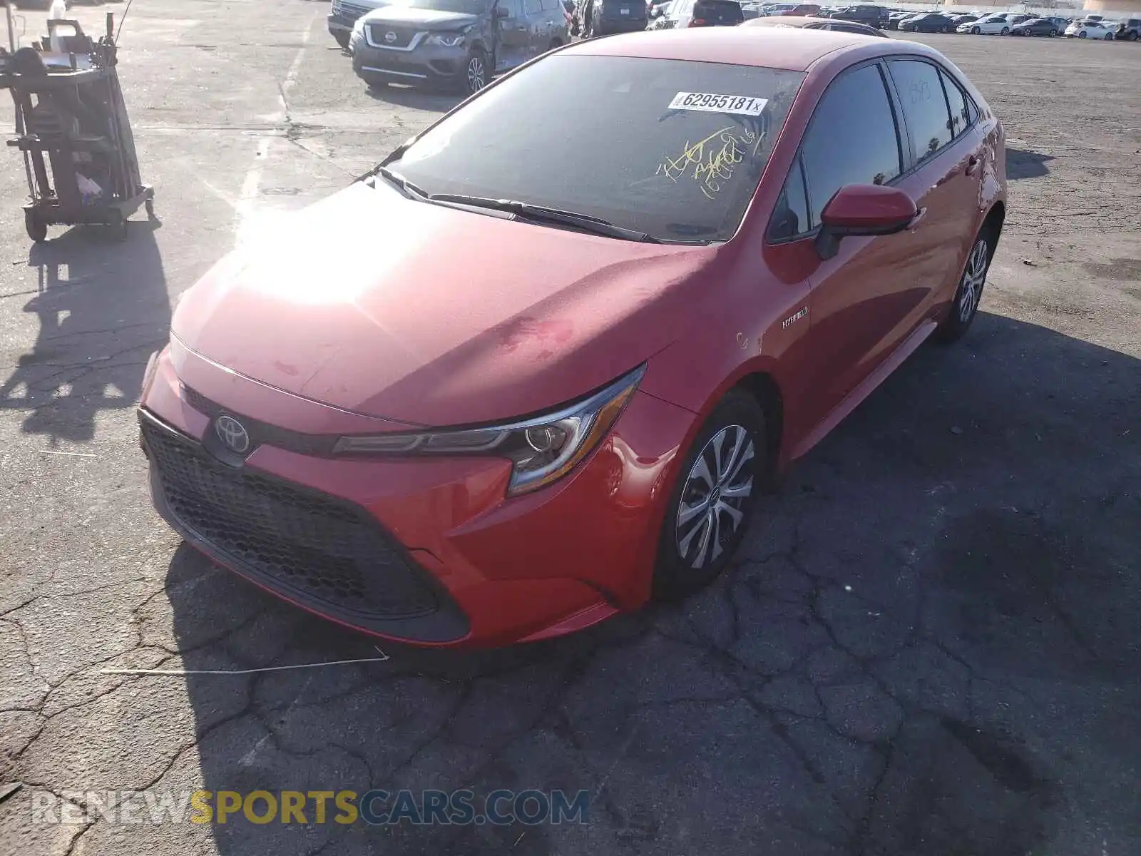2 fotografías del automóvil dañado JTDEAMDE5MJ019756 TOYOTA COROLLA 2021