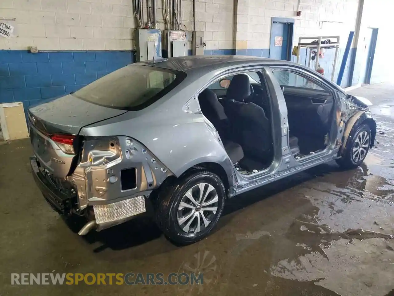 3 Photograph of a damaged car JTDEAMDE5MJ023905 TOYOTA COROLLA 2021
