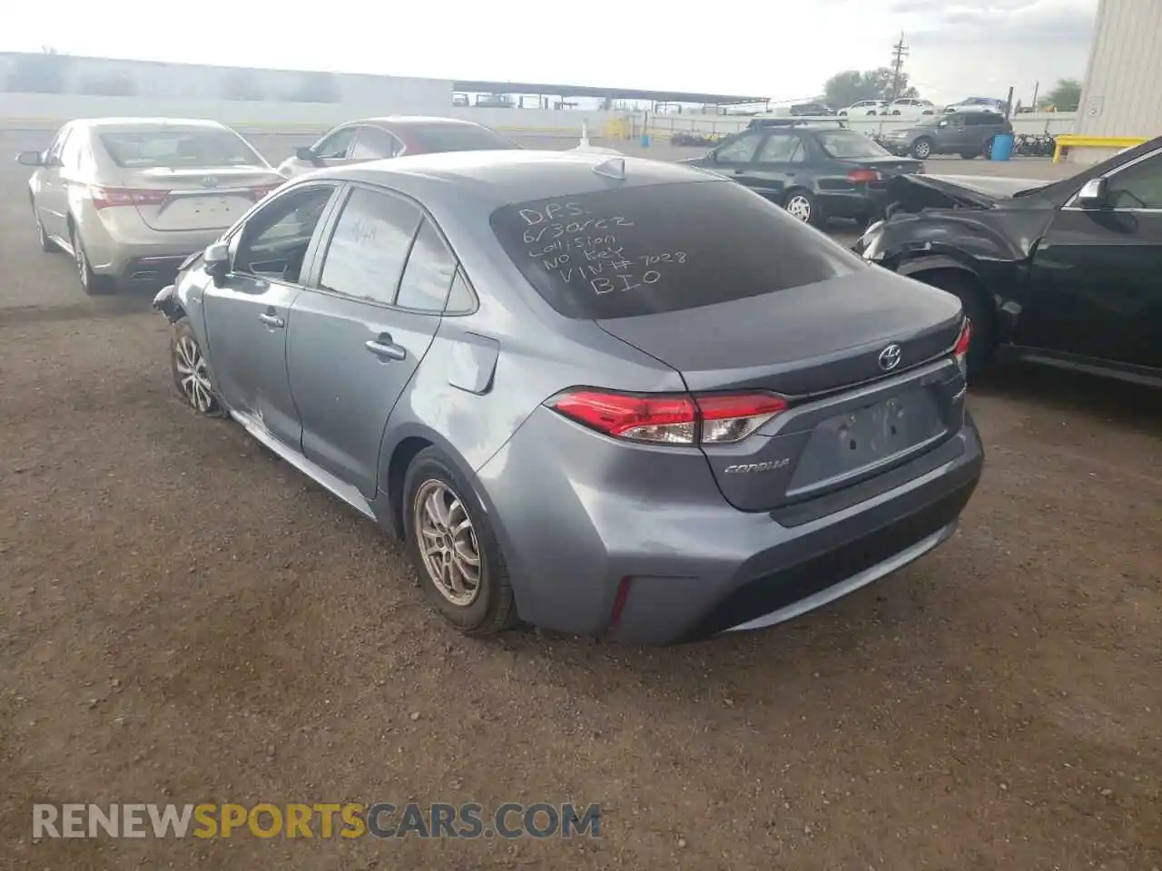 3 Photograph of a damaged car JTDEAMDE6MJ017028 TOYOTA COROLLA 2021