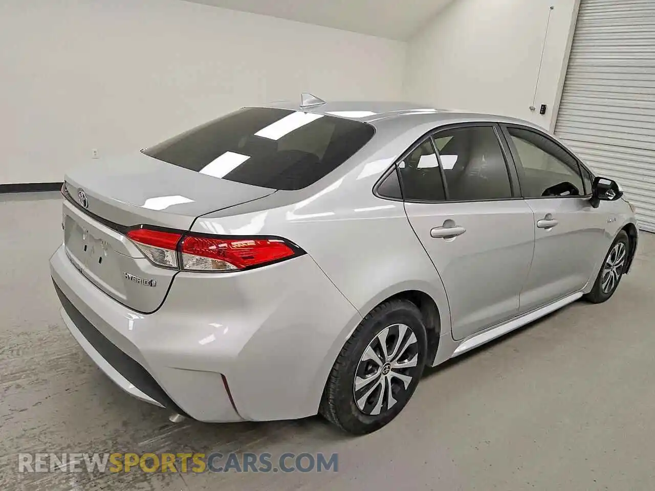 3 Photograph of a damaged car JTDEAMDE7MJ007009 TOYOTA COROLLA 2021