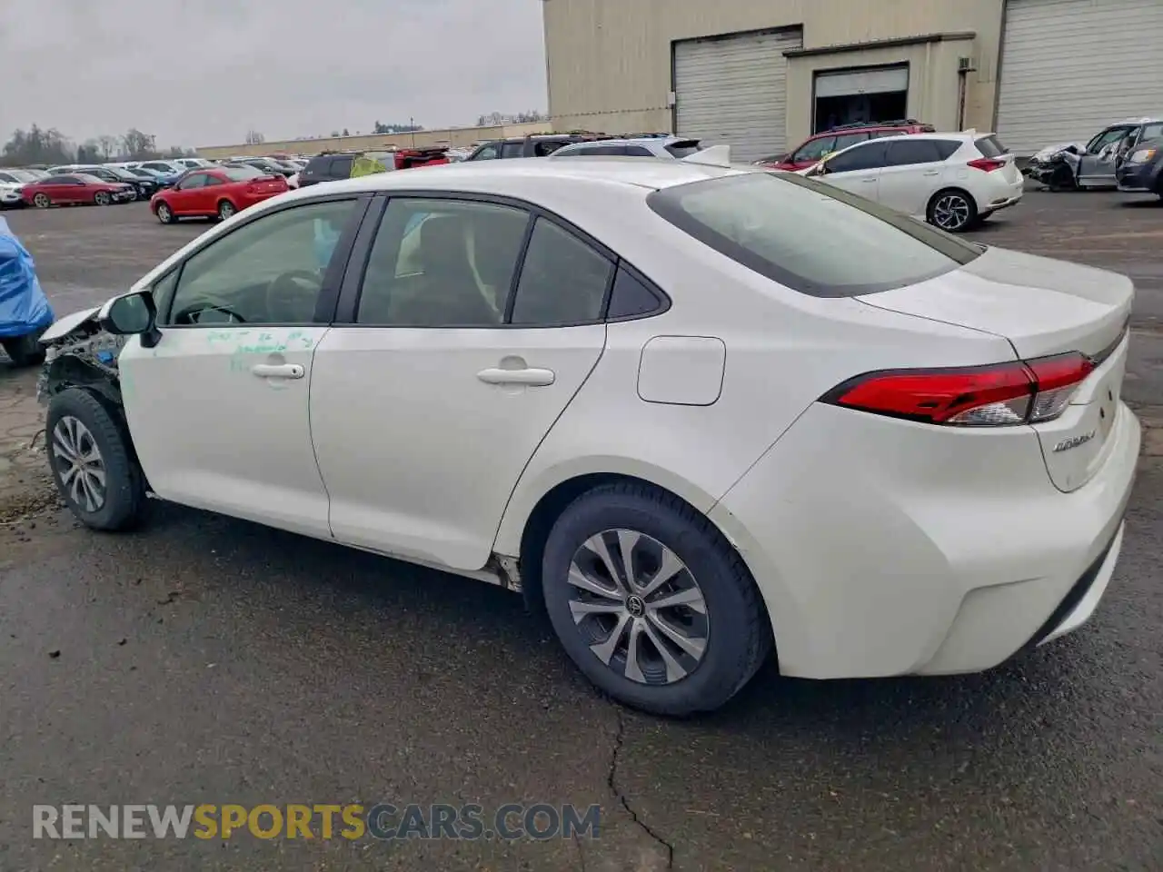 2 Photograph of a damaged car JTDEAMDE7MJ015367 TOYOTA COROLLA 2021
