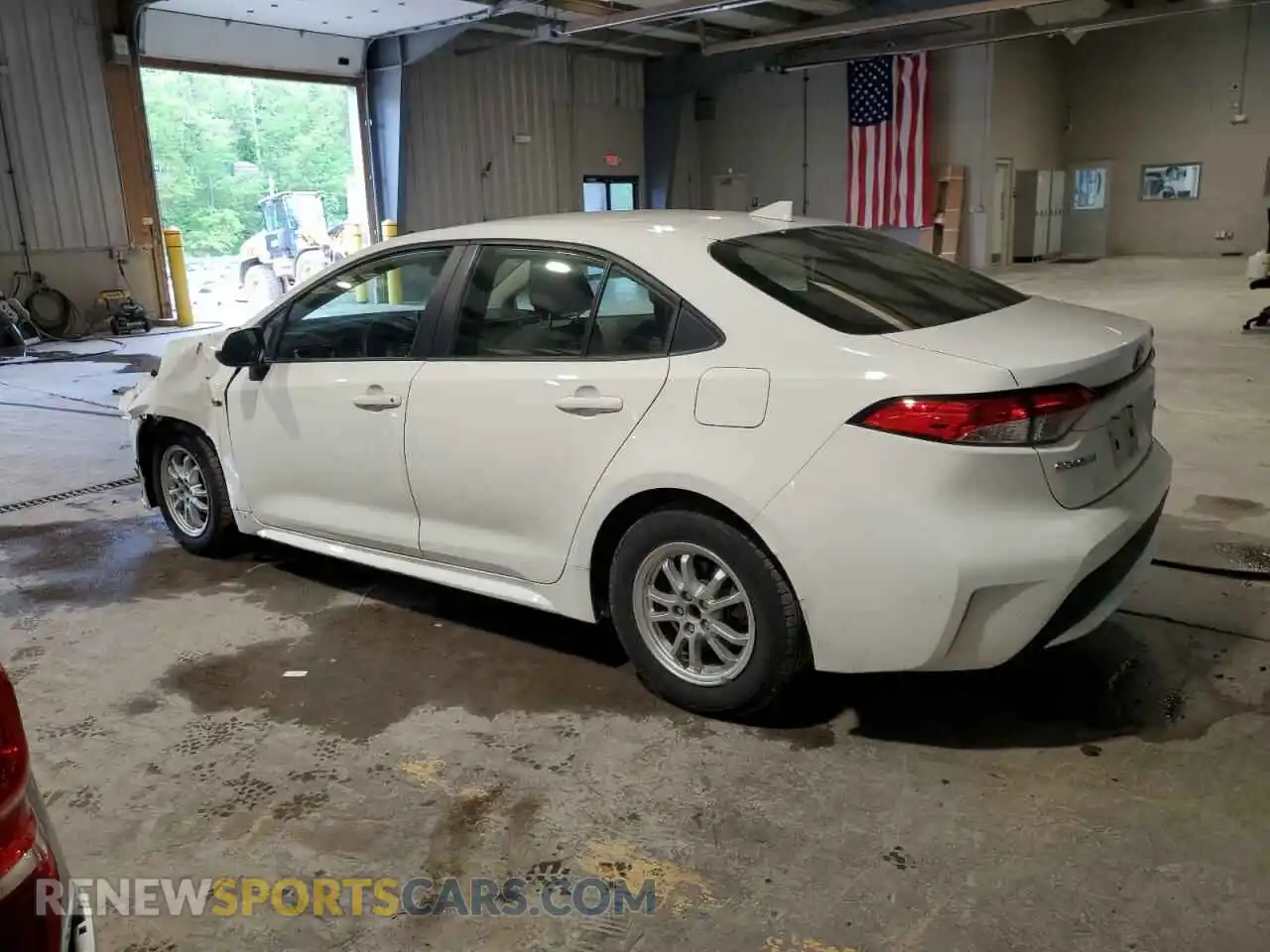 2 Photograph of a damaged car JTDEAMDE7MJ022139 TOYOTA COROLLA 2021