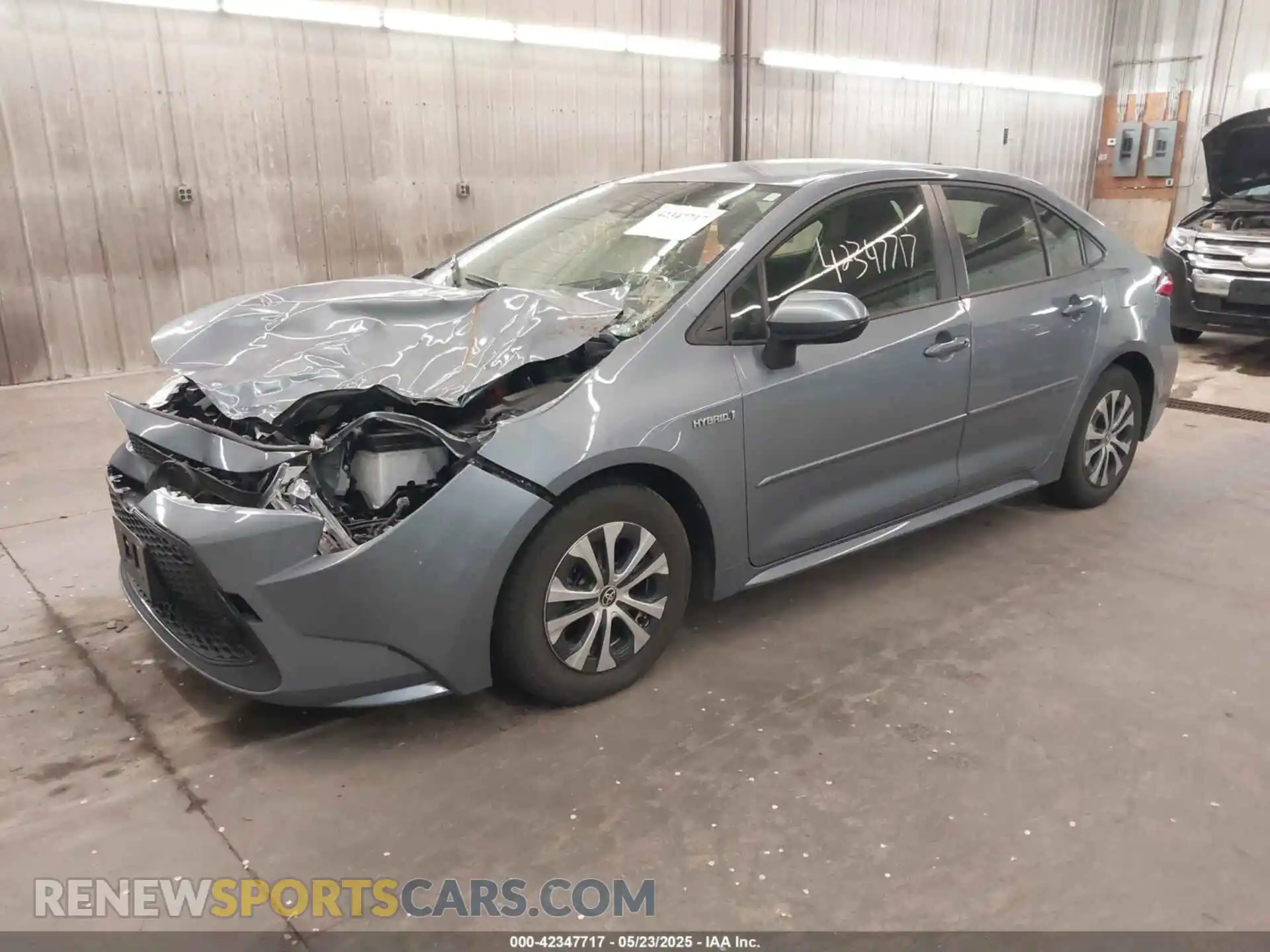 2 fotografías del automóvil dañado JTDEAMDE7MJ033187 TOYOTA COROLLA 2021