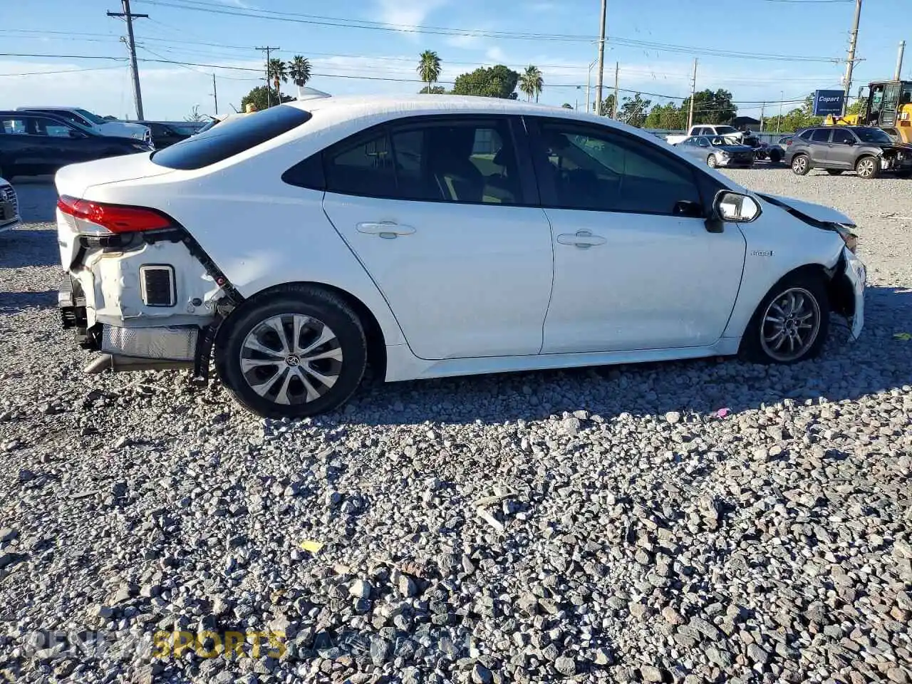 3 fotografías del automóvil dañado JTDEAMDE8MJ004880 TOYOTA COROLLA 2021