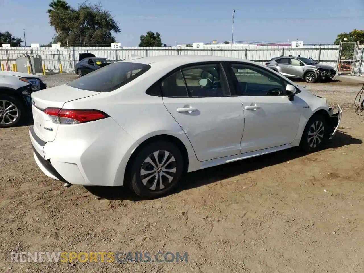 3 Photograph of a damaged car JTDEAMDE8MJ030587 TOYOTA COROLLA 2021
