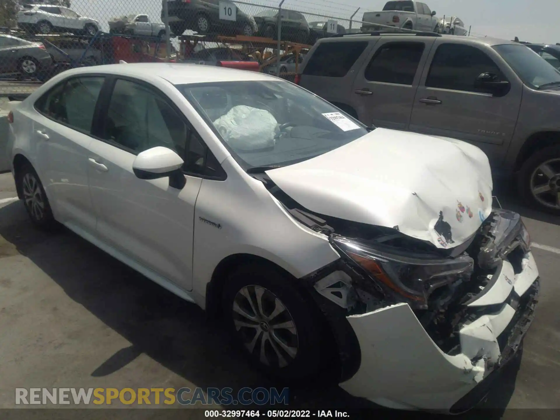 1 Photograph of a damaged car JTDEAMDE9MJ007237 TOYOTA COROLLA 2021