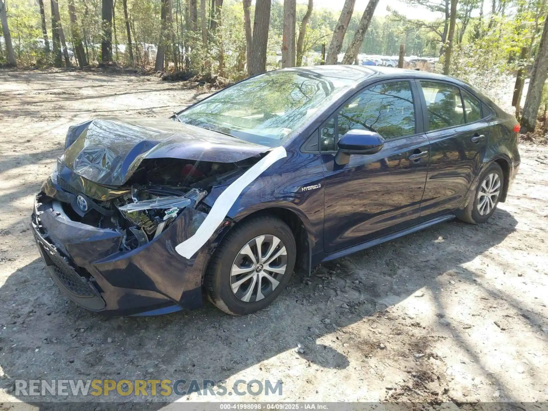 2 Photograph of a damaged car JTDEAMDE9MJ008582 TOYOTA COROLLA 2021