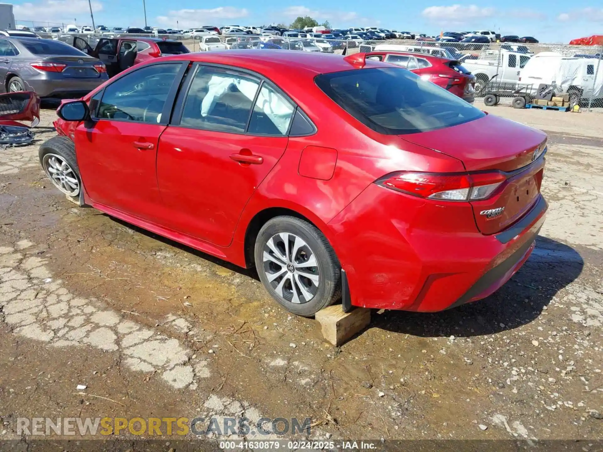 3 Photograph of a damaged car JTDEAMDE9MJ019968 TOYOTA COROLLA 2021