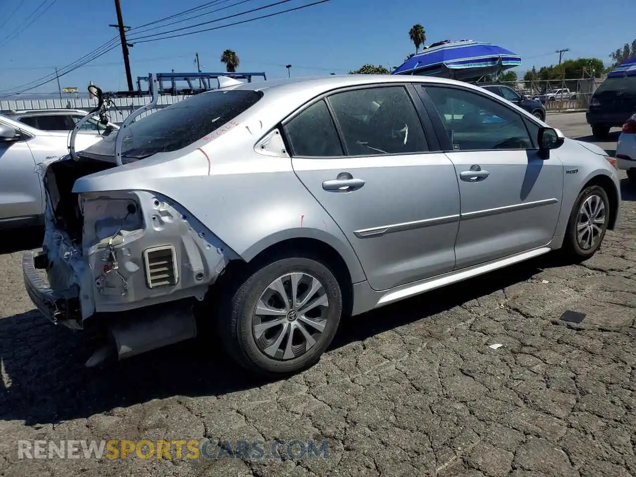 3 fotografías del automóvil dañado JTDEAMDEXMJ001883 TOYOTA COROLLA 2021