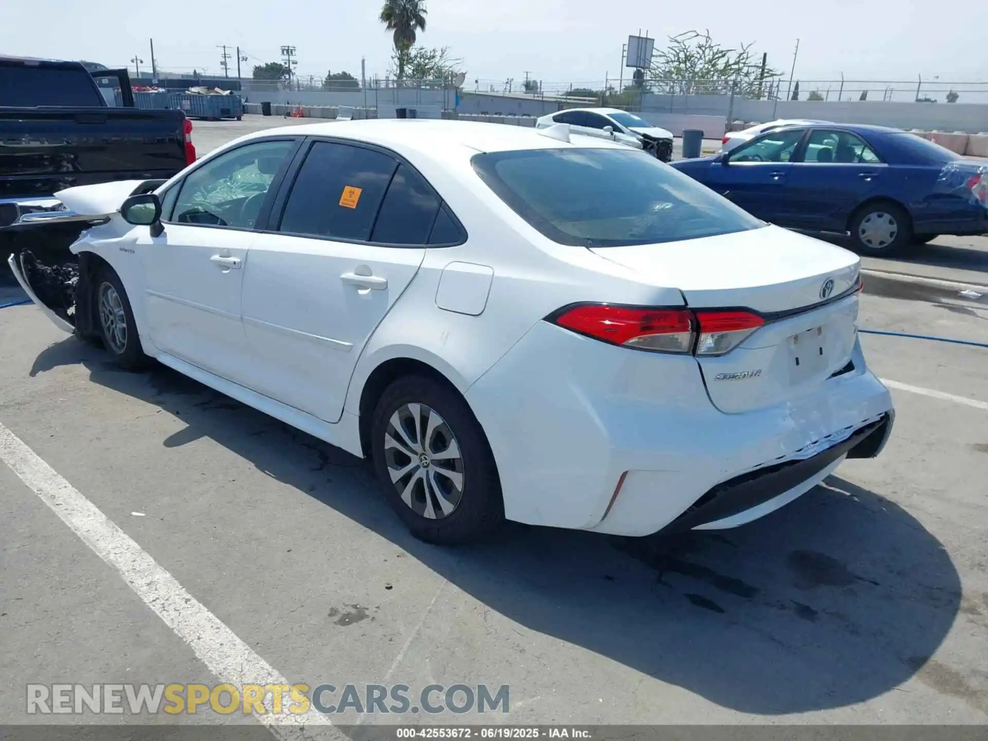 3 Photograph of a damaged car JTDEAMDEXMJ001950 TOYOTA COROLLA 2021