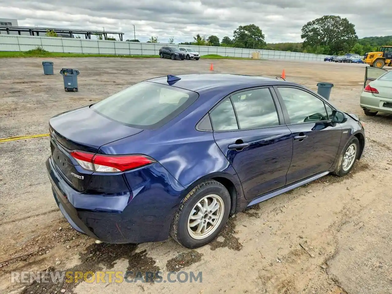 3 Фотография поврежденного автомобиля JTDEAMDEXMJ002032 TOYOTA COROLLA 2021