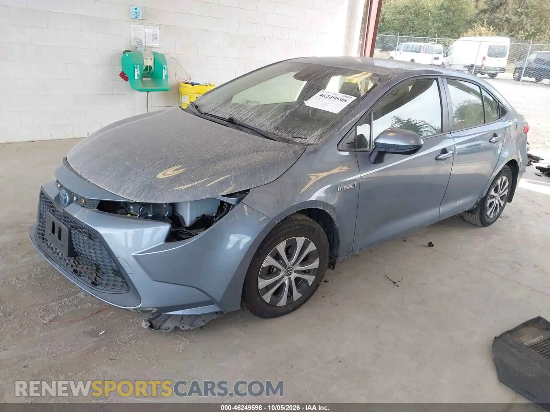 2 fotografías del automóvil dañado JTDEAMDEXMJ004248 TOYOTA COROLLA 2021